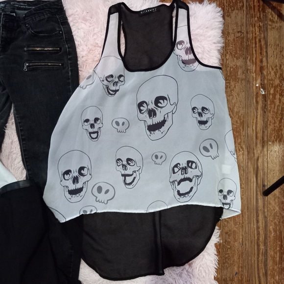 Goth girl starter kit bundle huge lot! 8 pieces blk&wht aesthetic 8 piece- SOLD - Picture 8 of 16